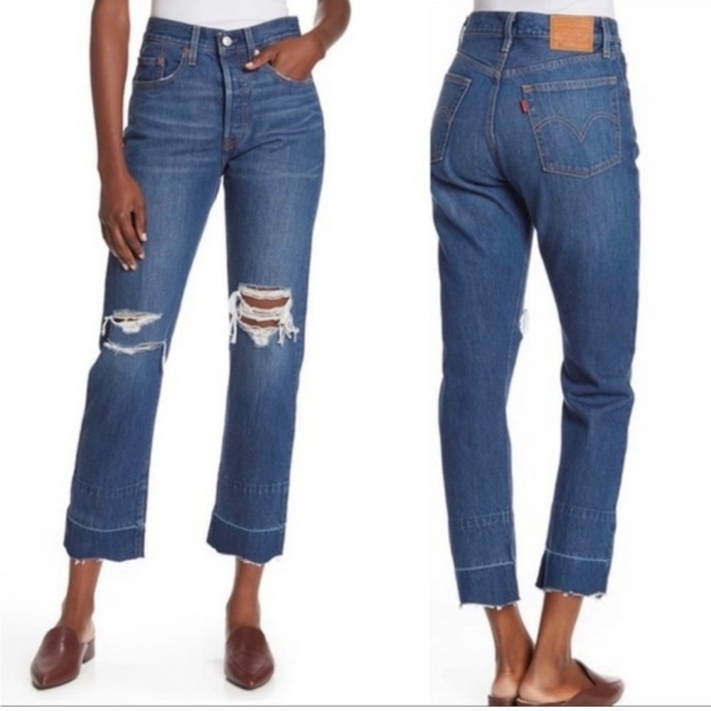 NWOT Levi’s 501 Original Cropped Distressed Button Fly High Rise Jeans- 28